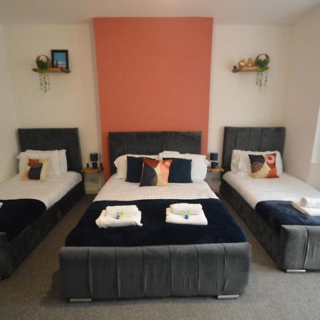 גטשהד Spacious And Homely 2 Bedroom Flat - Suitelivin מראה חיצוני תמונה