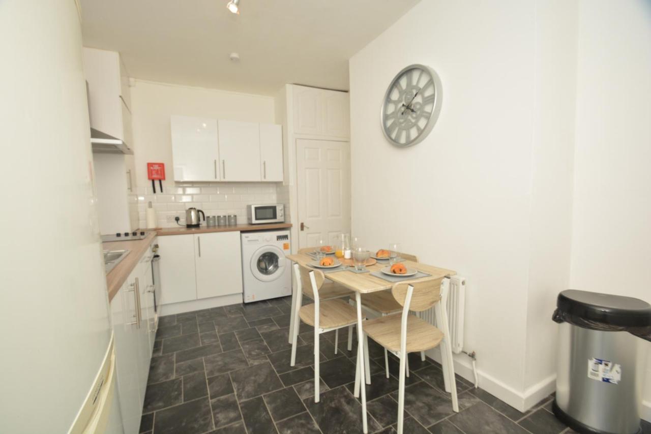 גטשהד Spacious And Homely 2 Bedroom Flat - Suitelivin מראה חיצוני תמונה