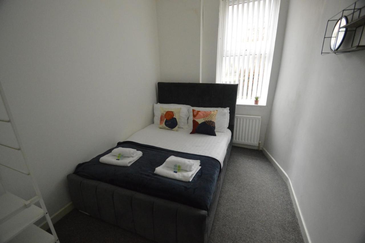 גטשהד Spacious And Homely 2 Bedroom Flat - Suitelivin מראה חיצוני תמונה